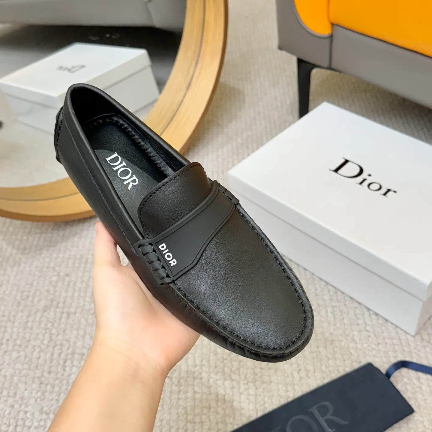 Men's clothing and shoes 💰420! (Yangli) Quality DIOR [Dior’s latest arrival] real auction hot-selling Doudou shoes 🔍DIOR) new Doudou shoes 👍Belgian designer Martin Margiela serves as Gucci shoe designer y full of charm, luxury style gentleman upper: imported cowhide, lining with spring sweat-absorbent first-layer sheepskin. Outsole Brand outsole, the last stitching on the bottom will never come off; equipped with classic Gucci exquisite hardware C D buckle💋The whole pair of shoes is fashionable and casual without losing high-end style; standard 38-46